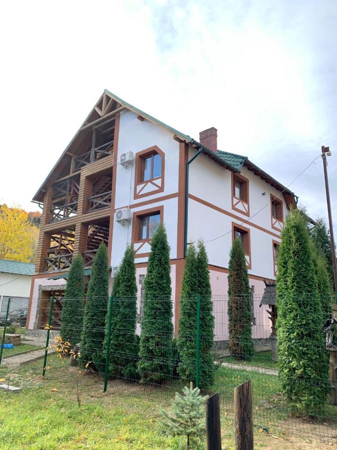 Hirskyy Svitanok Myhove Extérieur photo